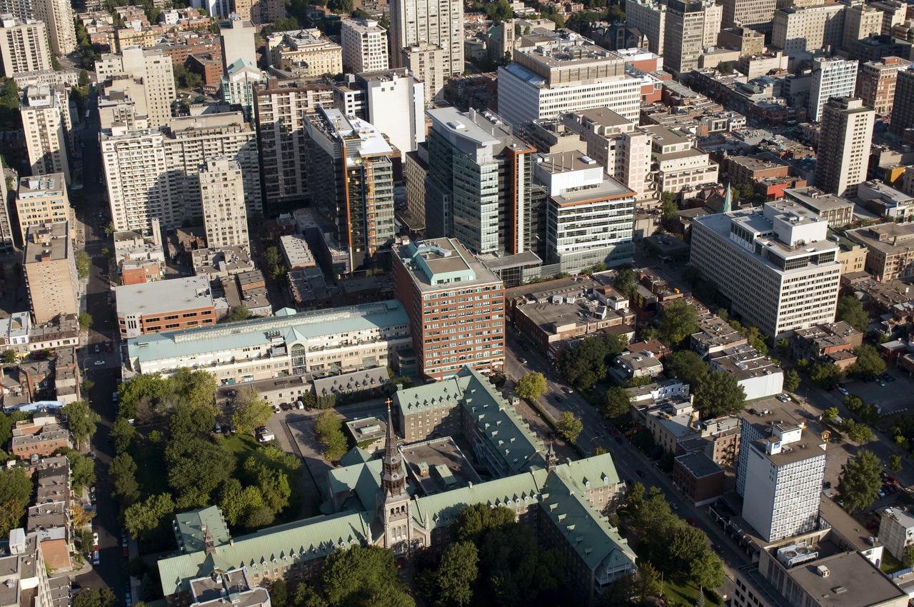 The Grey Nuns Residence By Concordia University Montreal Exterior foto